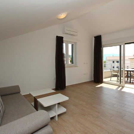 Apartments By The Sea Baska, Krk - 18845 Luaran gambar