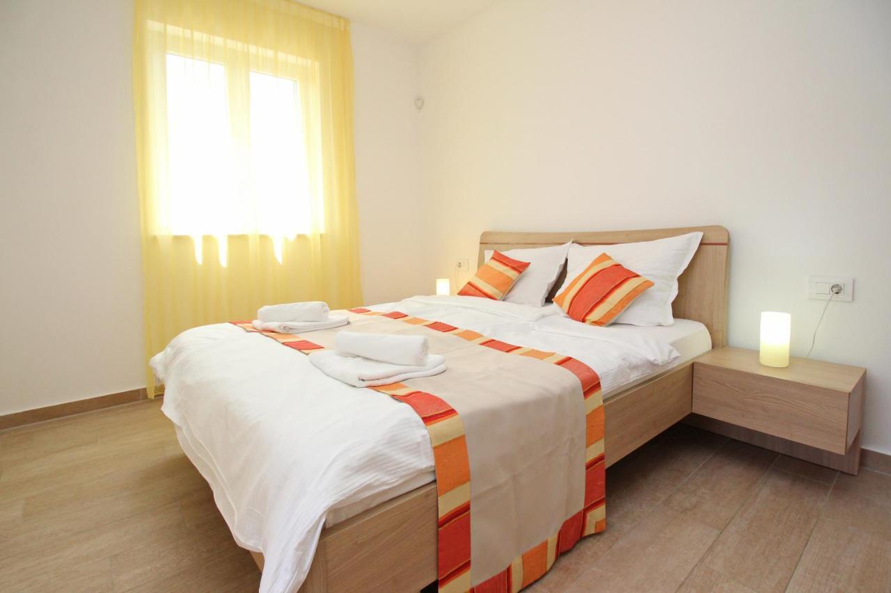 Apartments By The Sea Baska, Krk - 18845 Luaran gambar