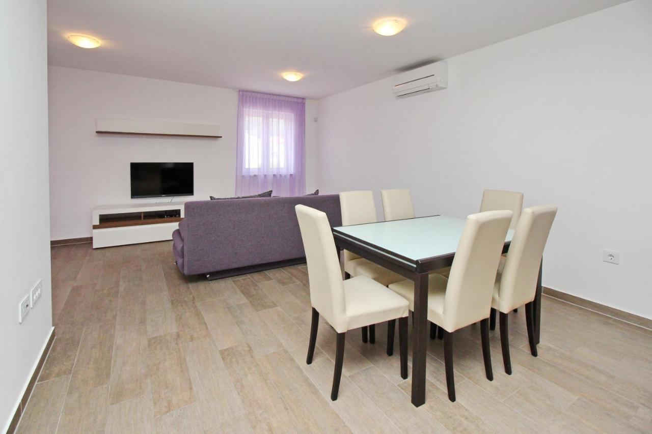 Apartments By The Sea Baska, Krk - 18845 Luaran gambar