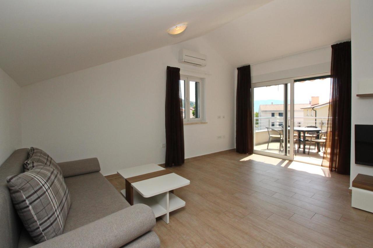Apartments By The Sea Baska, Krk - 18845 Luaran gambar