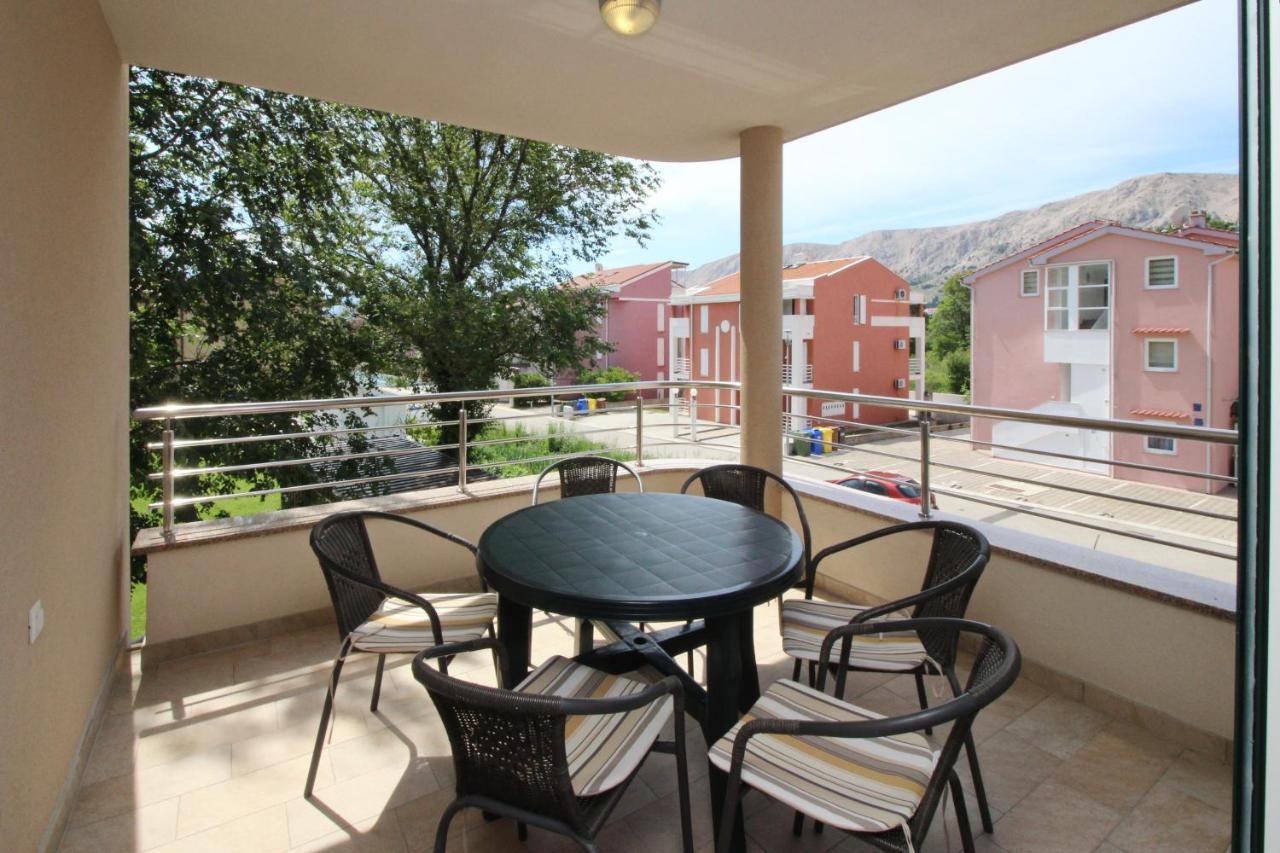 Apartments By The Sea Baska, Krk - 18845 Luaran gambar